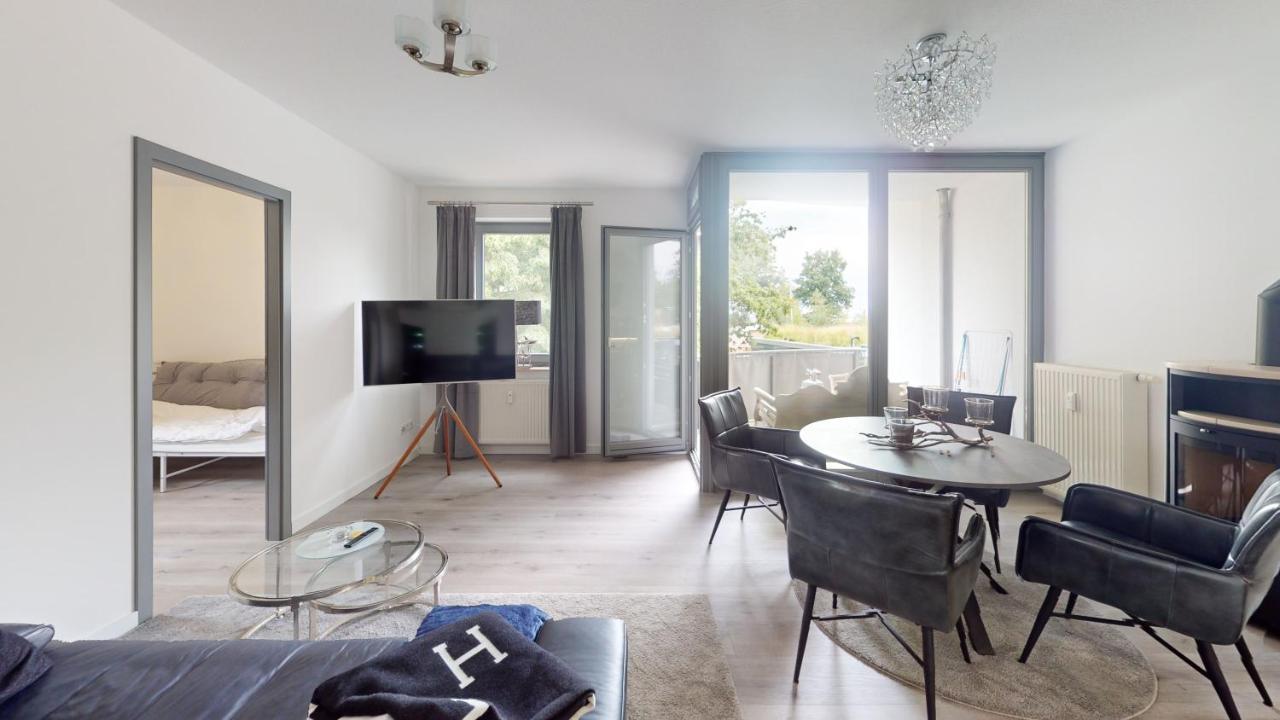 Ostseeblick-neu 2024-kueche-parkplatz-kamin-balkon * Ostseebad Boltenhagen